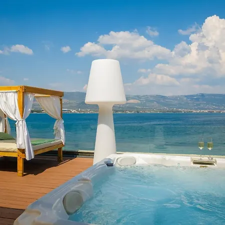 Arbanessa With Heated Pool Feriehus *