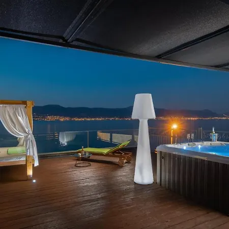 Arbanessa With Heated Pool Dom wakacyjny Trogir