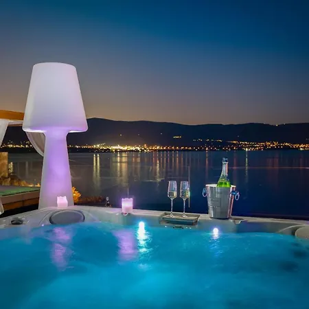 Feriehus Arbanessa With Heated Pool